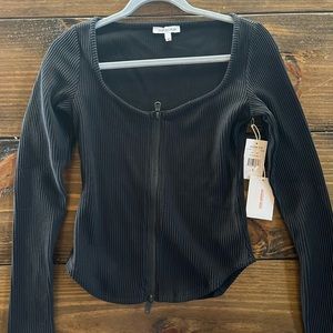 Black long sleeve zip top